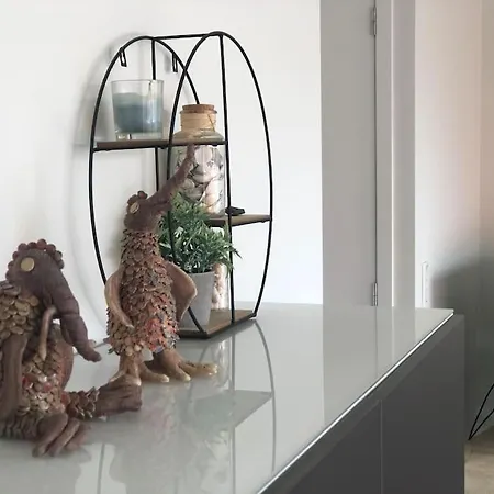 Hedendaags, Verzorgd Op Unieke Locatie Апартаменты *